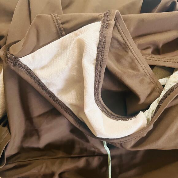 Inches Off Brown Two Piece Skirt Top Swim Size 18 W - Picture 6 of 7